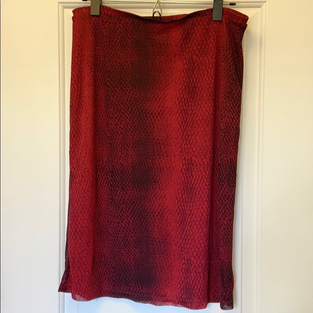 Express red and black print skirt